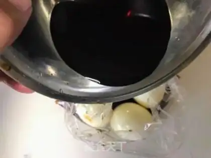 Make Cook eggs step 1