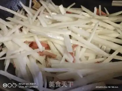 Make Red sausages and radish step 3