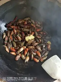 Make Spicy lobster step 3
