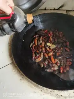 Make Spicy lobster step 5