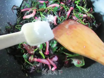 Make Crab mushrooms and red cranberry step 6
