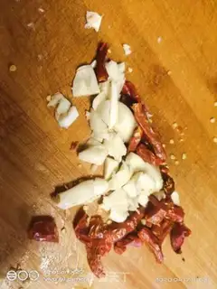 Make Spicy potatoes step 0