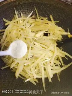 Make Spicy potatoes step 4