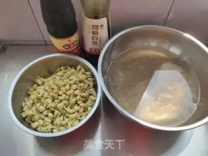 Make Soybean sprouts step 0
