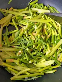 Make Garlic slag step 1