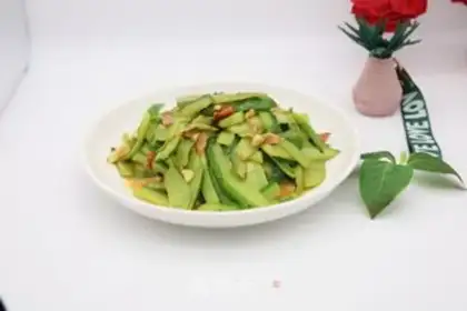 Make Red sausage cucumber step 0