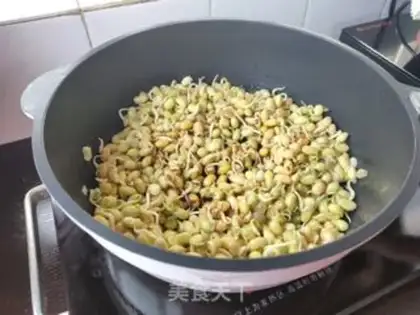 Make Soybean sprouts step 4