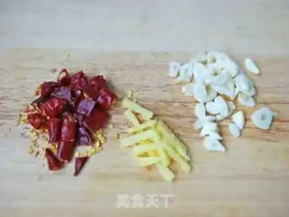 Make Garlic almonds, mushrooms, orchids step 5