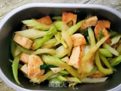 Make Celery fried tofu step 5