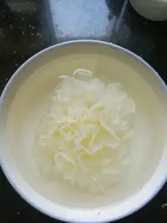 Make Three fungus mushroom soup step 3