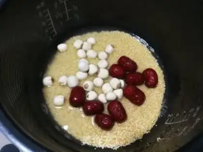 Make Little rice porridge step 2