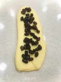 Make Red bean cheese bread step 10