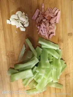 Make A red sausage step 0