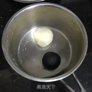 Make Little yellow bean bag step 5