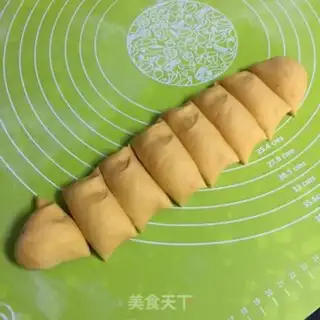Make Little yellow bean bag step 6