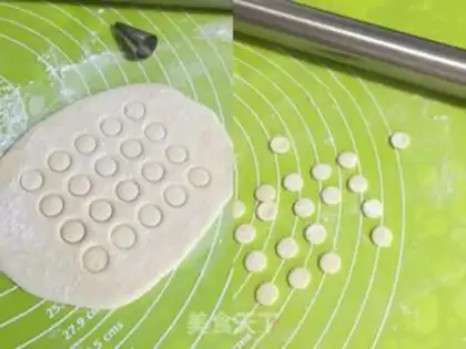 Make Little yellow bean bag step 12