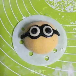 Make Little yellow bean bag step 15