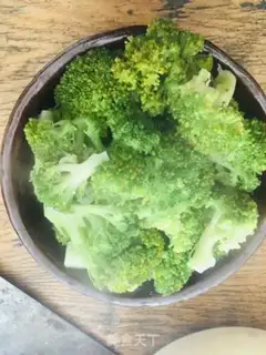 Make Watered broccoli step 2