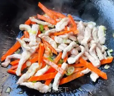 Make Celery with a golden pinpowder step 5