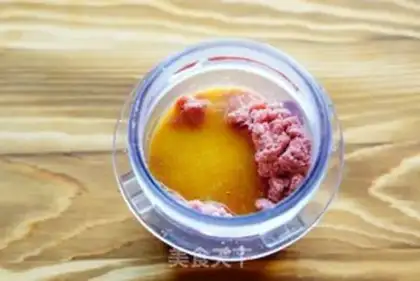 Make Strawberry cherry mousse cake step 5