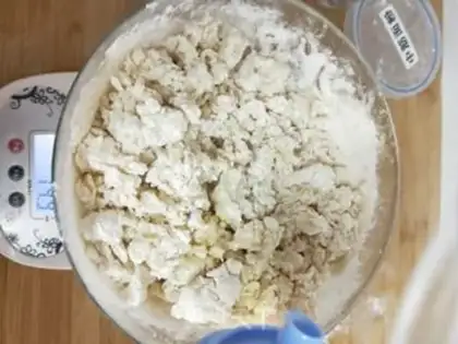 Make Onion cake step 2