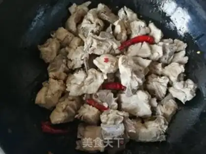 Make Onion fried ribs step 4