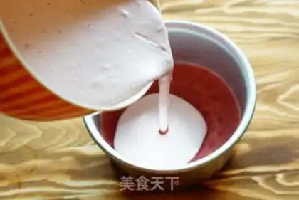 Make Strawberry cherry mousse cake step 13