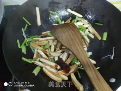 Make Celery fried beans step 4