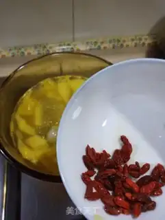 Make Pineapple lilies step 7