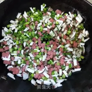 Make Garlic ham and rice step 3