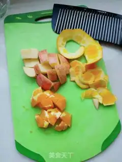Make Apple orange mixed juice step 1