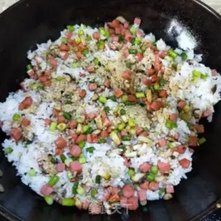 Make Garlic ham and rice step 6