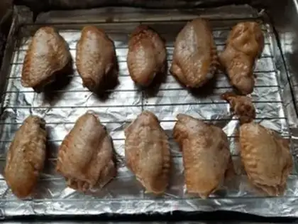 Make Honey chicken wings step 4