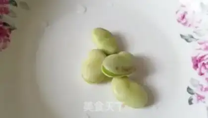 Make Spicy beans step 0
