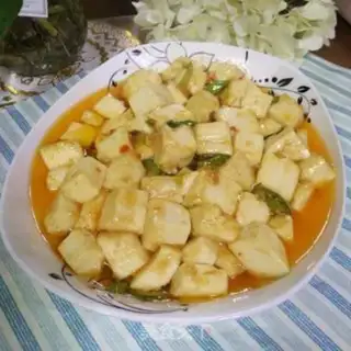 Make Spicy sauce and tofu step 6