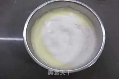 Make SpongeBob Cupcake step 3