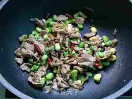 Make Squeeze meat and fried beans step 7