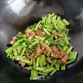 Make Garlic fried meat step 3