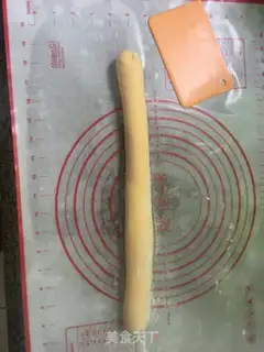 Make Pumpkin buns step 3