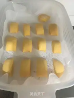 Make Pumpkin buns step 5