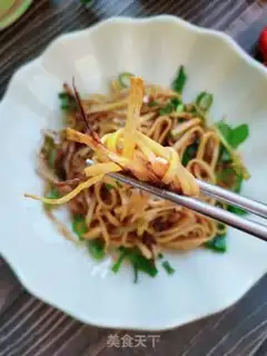 Make Onion noodles step 10