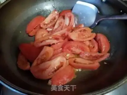 Make Tomato egg noodles step 4