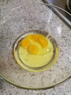 Make A hive cake step 2
