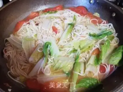 Make Tomato egg noodles step 9