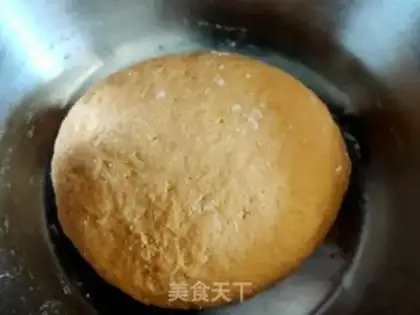 Make Pumpkin rolls step 5
