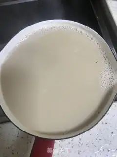 Make Homemade caramel milk tea step 14
