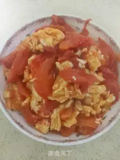 Make Tomato fried eggs step 6