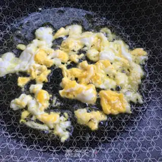 Make Weed sausage and egg fried rice step 5