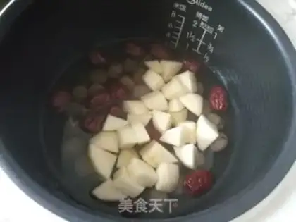 Make Cinnamon apple date tea step 3