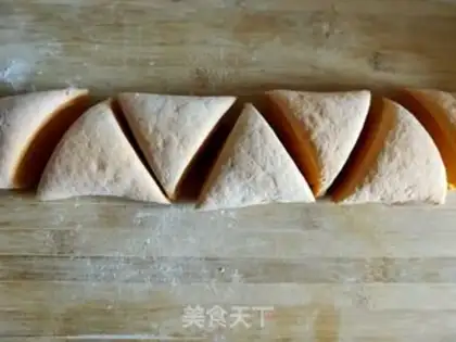 Make Pumpkin rolls step 12